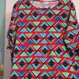 LuLaRoe Red Geometric Short Sleeve Top